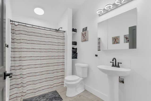 1015 Calm Water Trail, Bakewell, TN 37373