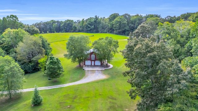 1015 Calm Water Trail, Bakewell, TN 37373