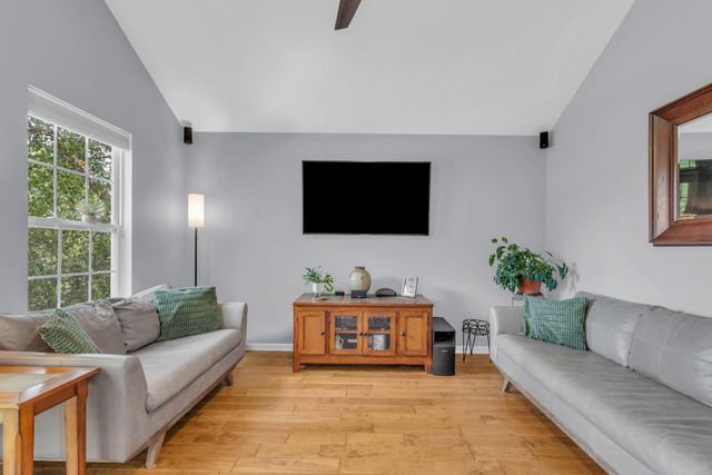 1015 Calm Water Trail, Bakewell, TN 37373