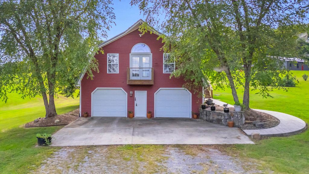 1015 Calm Water Trail, Bakewell, TN 37373