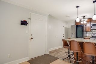668 Robbins Ave 15, Dracut, MA 01826