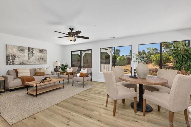 2738 Oak Hill Dr, Escondido, CA 92027