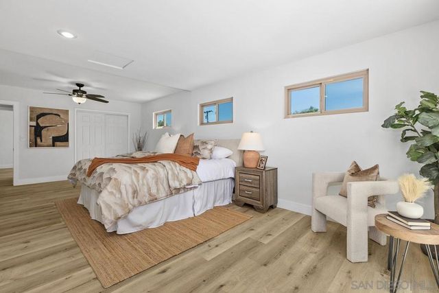 2738 Oak Hill Dr, Escondido, CA 92027