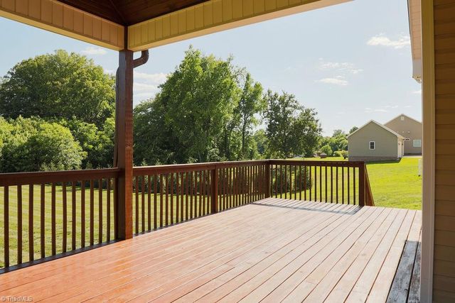 4908 Gordon Farm Way, Browns Summit, NC 27214