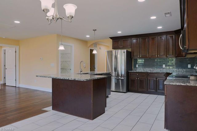 4908 Gordon Farm Way, Browns Summit, NC 27214