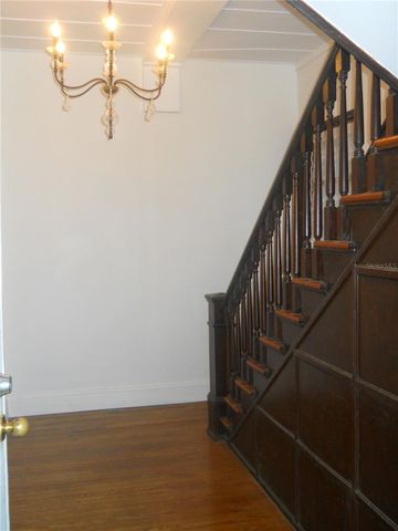 220 SE 8TH STREET 2, Gainesville, FL 32601