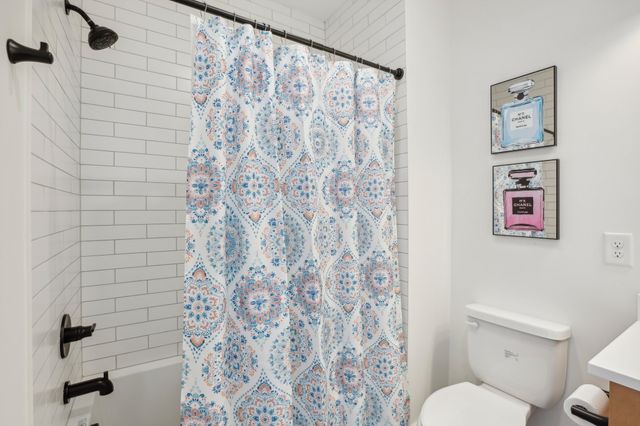 98 N 8th St, Nashville, TN 37206