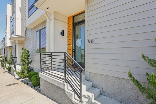 98 N 8th St, Nashville, TN 37206