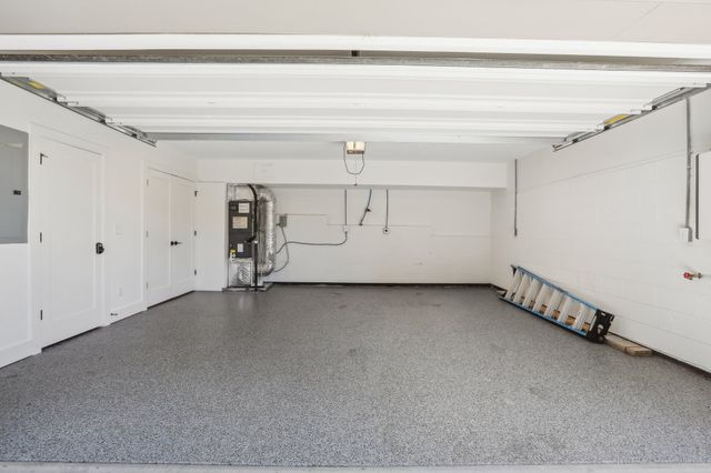 98 N 8th St, Nashville, TN 37206