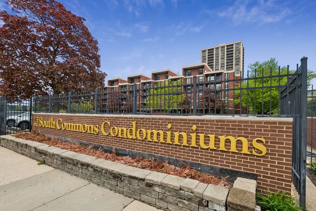 3001 S Michigan Avenue 2105, Chicago, IL 60616
