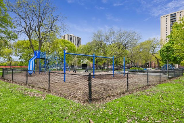 3001 S Michigan Avenue 2105, Chicago, IL 60616