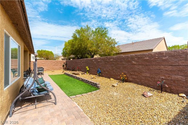 2120 Willow Wren Drive, North Las Vegas, NV 89084
