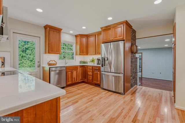2504 BURGUNDY DR, Fallston, MD 21047