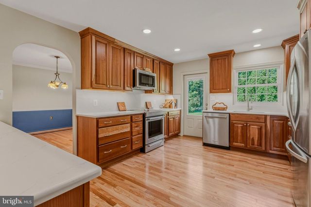 2504 BURGUNDY DR, Fallston, MD 21047