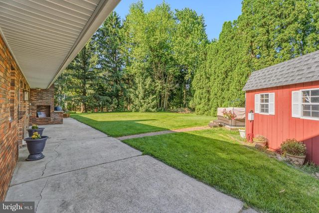 2504 BURGUNDY DR, Fallston, MD 21047