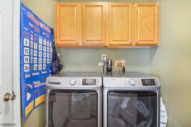 77 Shippen Rdg, Oxford Twp., NJ 07863