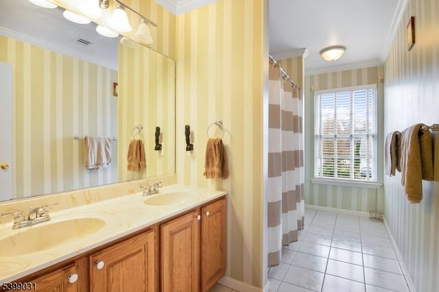 77 Shippen Rdg, Oxford Twp., NJ 07863