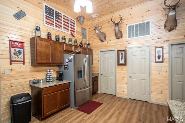 21805 Revere Lane, Waynesville, MO 65583