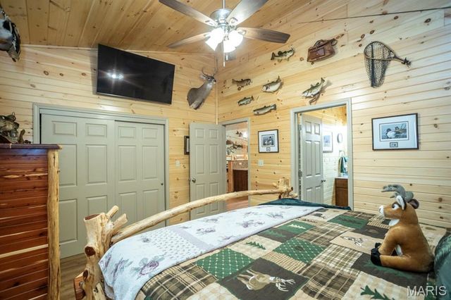 21805 Revere Lane, Waynesville, MO 65583