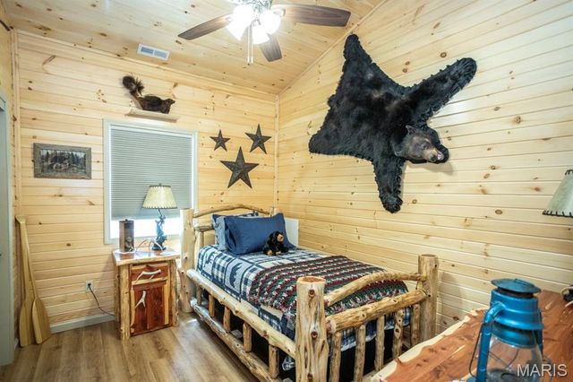 21805 Revere Lane, Waynesville, MO 65583