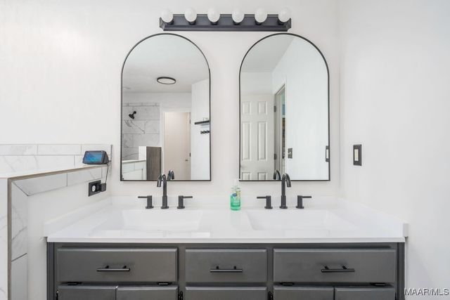 907 Silver Creek Circle, Prattville, AL 36066