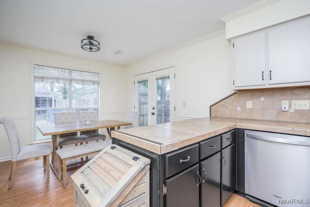 907 Silver Creek Circle, Prattville, AL 36066