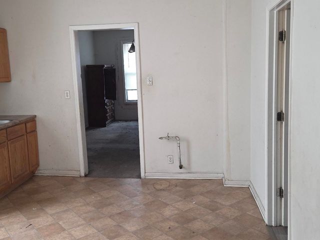 6419 S Racine Avenue, Chicago, IL 60636