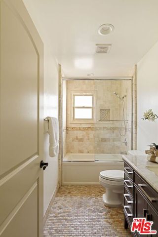 272 N Chester Avenue 101, Pasadena, CA 91106