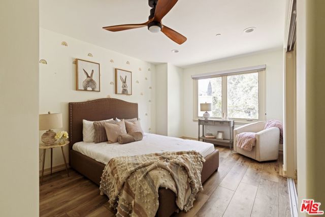 272 N Chester Avenue 101, Pasadena, CA 91106