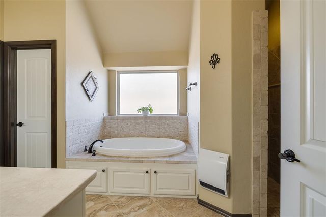 6609 Whispering Grove Drive, Oklahoma City, OK 73169