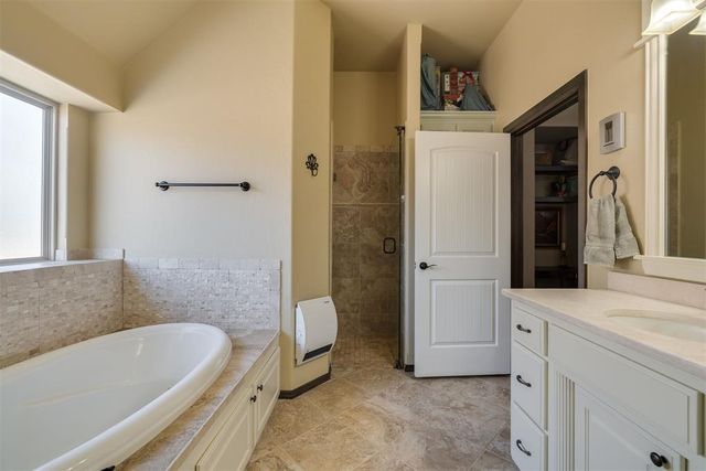 6609 Whispering Grove Drive, Oklahoma City, OK 73169