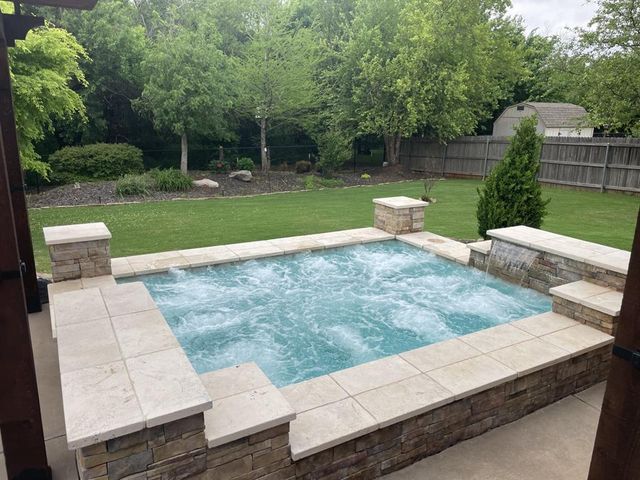 6609 Whispering Grove Drive, Oklahoma City, OK 73169