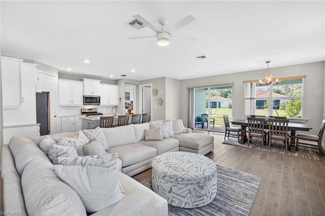 15330 Yellow Birch CT, Alva, FL 33920