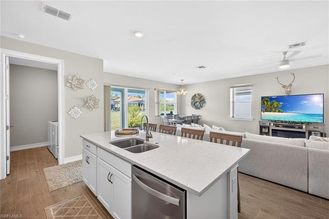 15330 Yellow Birch CT, Alva, FL 33920