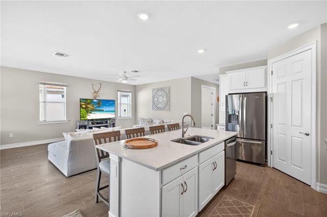 15330 Yellow Birch CT, Alva, FL 33920