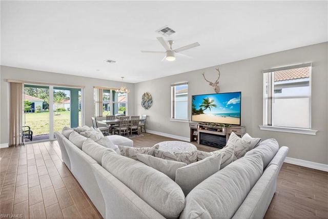 15330 Yellow Birch CT, Alva, FL 33920