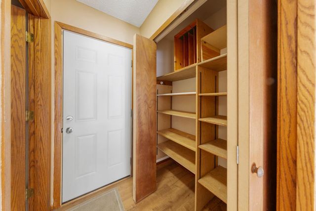 651 Lincoln Street N, Northfield, MN 55057