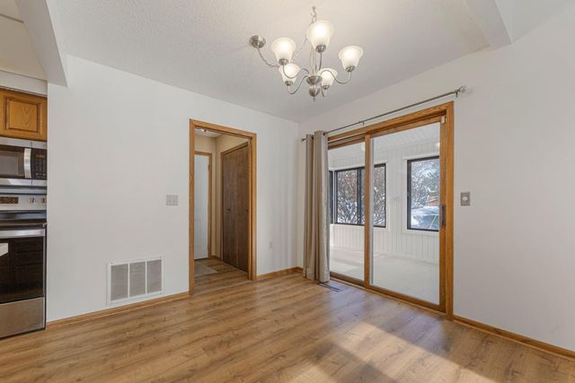 651 Lincoln Street N, Northfield, MN 55057