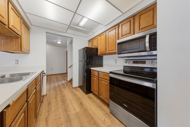 651 Lincoln Street N, Northfield, MN 55057