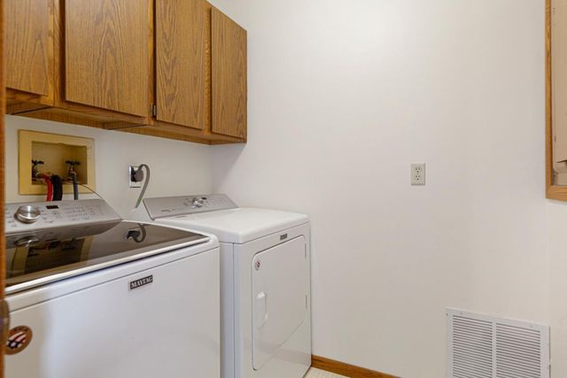 651 Lincoln Street N, Northfield, MN 55057