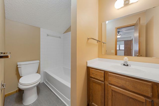 651 Lincoln Street N, Northfield, MN 55057