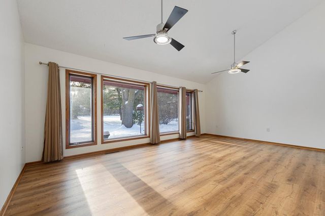 651 Lincoln Street N, Northfield, MN 55057