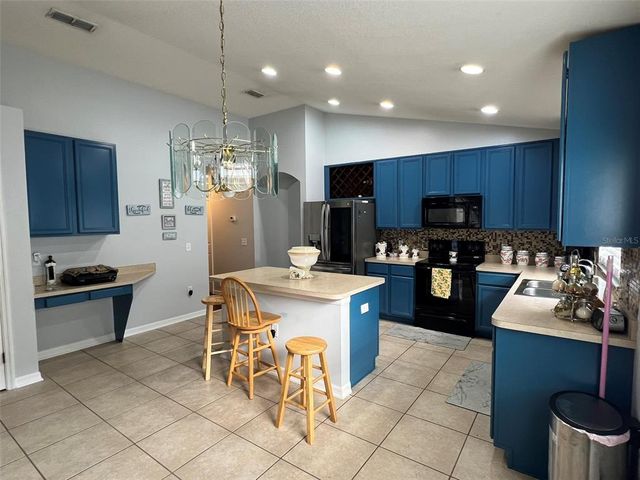 923 TRAMELLS TRAIL, Kissimmee, FL 34744