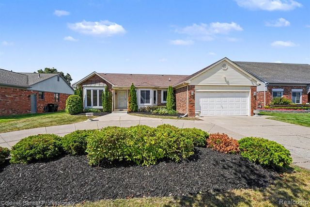 2585 Tiverton Drive, Sterling Heights, MI 48310