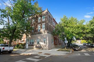 2400 S Troy Street, Chicago, IL 60623