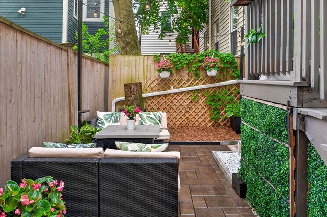 72 Mozart St 1, Boston, MA 02130