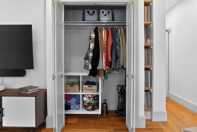 72 Mozart St 1, Boston, MA 02130