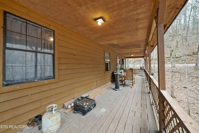 408 Deer Run Drive, Maryville, TN 37803