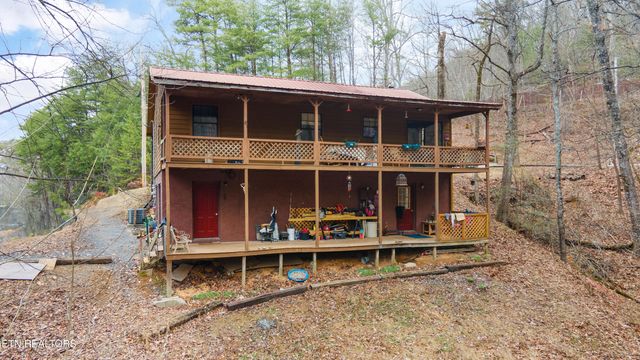 408 Deer Run Drive, Maryville, TN 37803