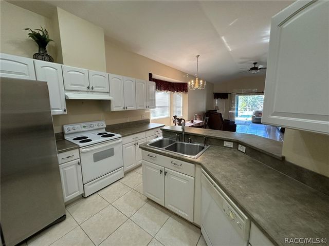 2394 N Brentwood Circle, Lecanto, FL 34461